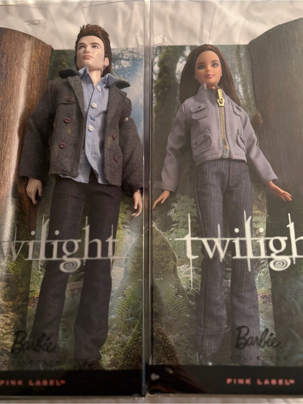 Twilight Series Edward Cullen and Bella Swan dolls. Unopened in original boxes.